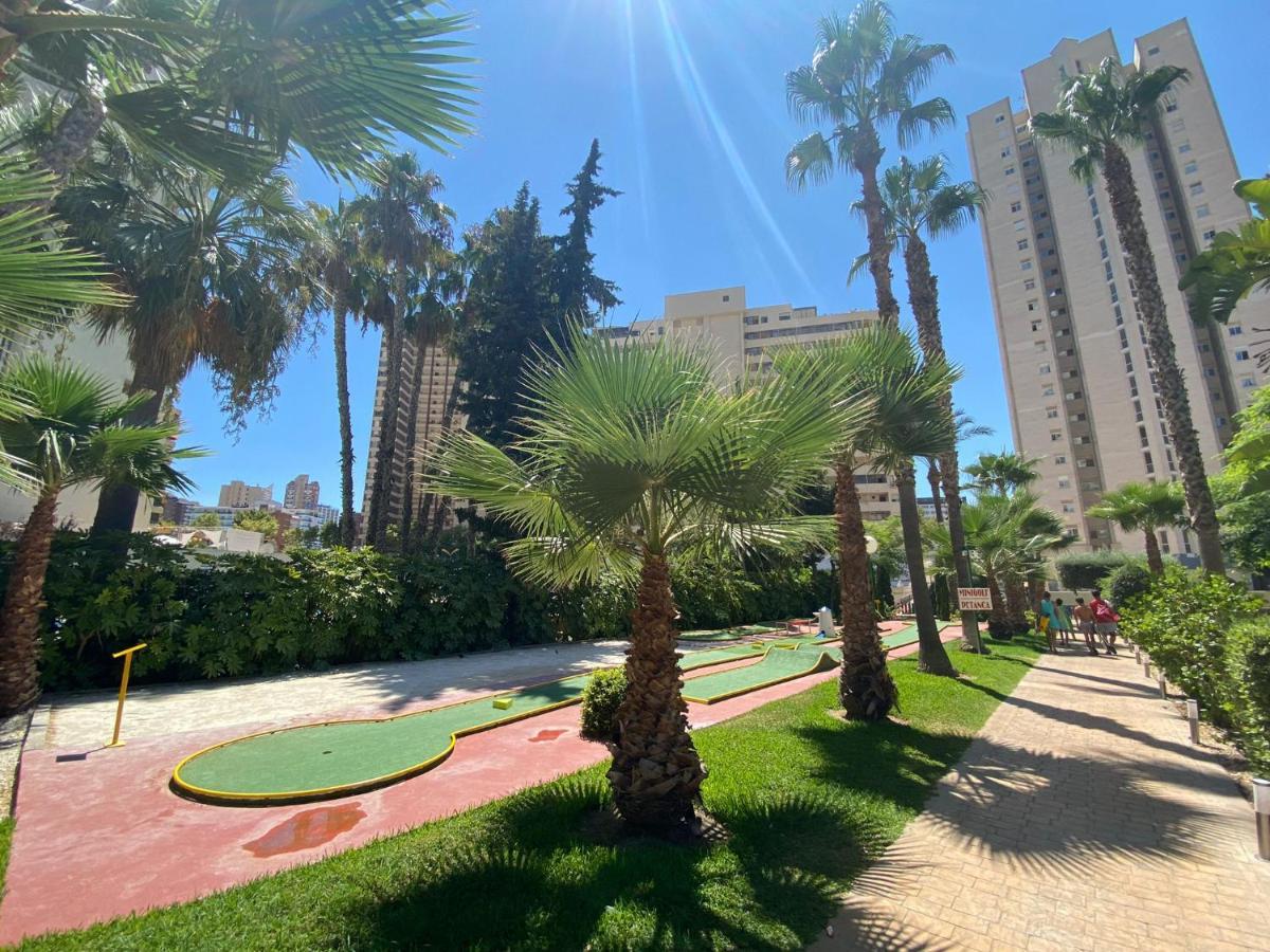 Gemelos 22-2-24 Benidorm Exterior foto